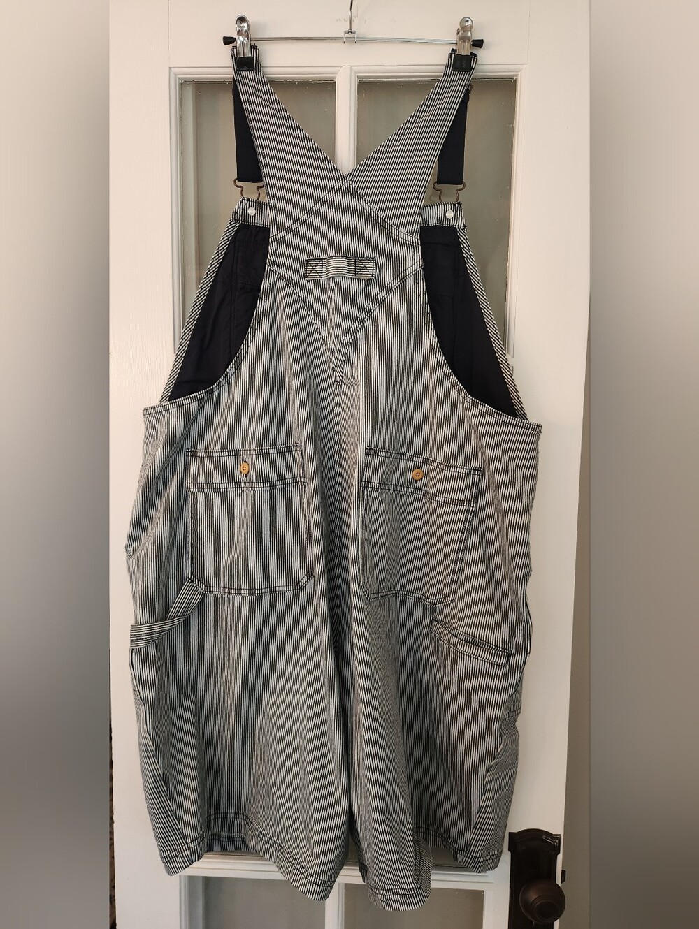 Duluth Trading Company Women's Plus Heirloom Gardening 7" Short Overalls - Picture 2 of 4